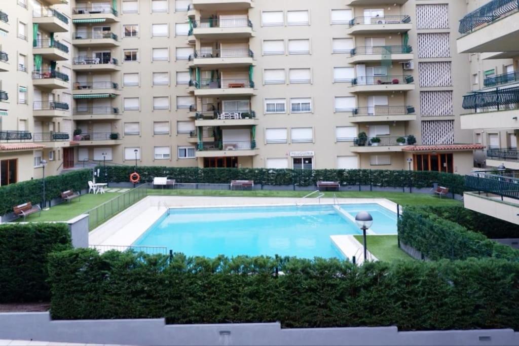 Amplio Apartamento Con Piscina Al Lado De La Playa Platja d'Aro Zewnętrze zdjęcie